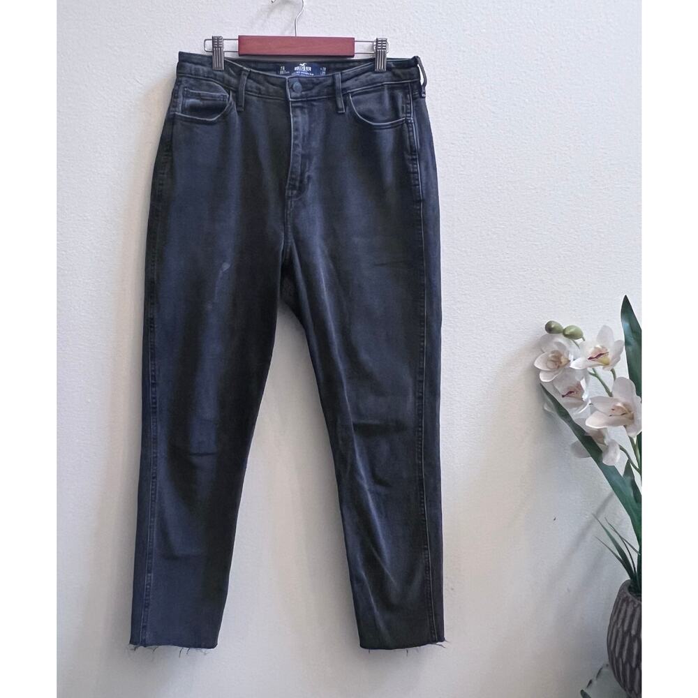 Hollister Ultra High Rise Mom Jean Vintage Stretch Black‎ Women's 7R/28 Momcore